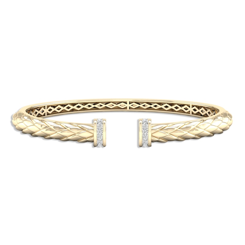 Diamond Quilted Cuff Bangle Bracelet 1/3 ct tw Round-cut Yellow Gold Plated