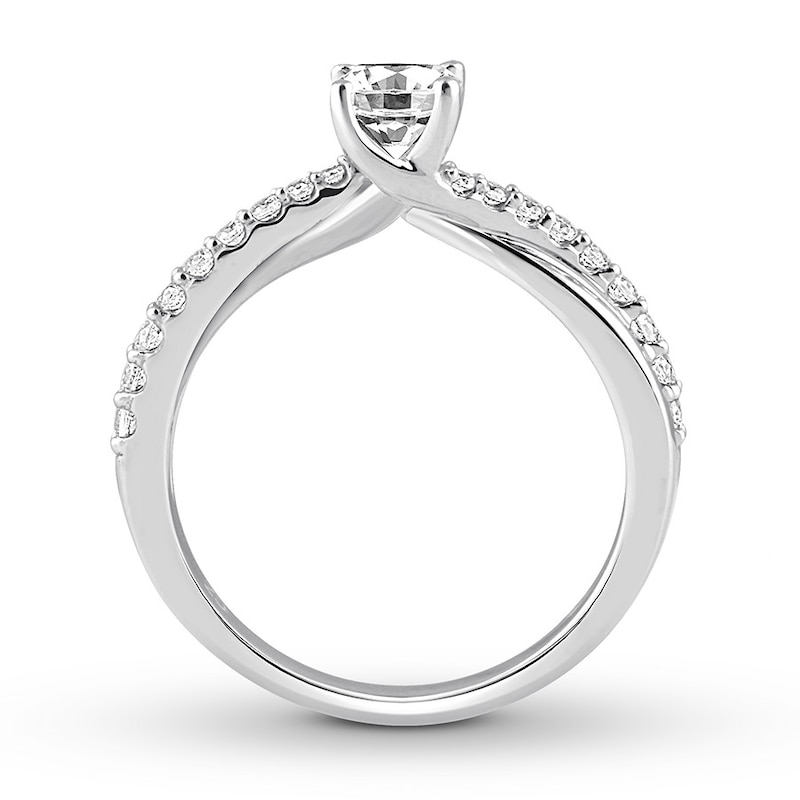 Diamond Engagement Ring 5/8 ct tw Round-cut White Gold Plated