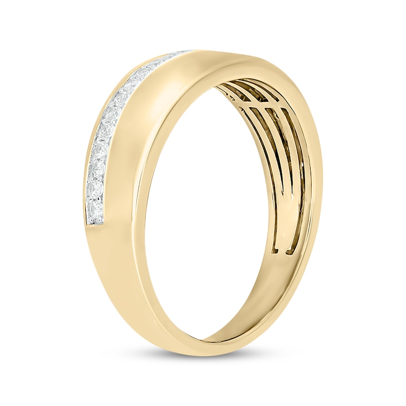 Men’s Round-Cut Diamond Arched Row Wedding Band 1/4 ct tw Yellow Gold Plated