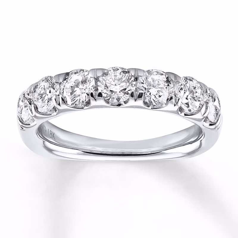 Diamond Anniversary Band 1-1/2 ct tw Round 18K White Gold