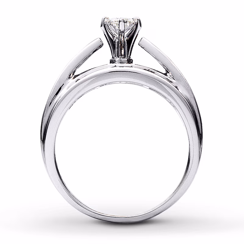 Ring 1-1/2 ct tw Diamonds 14K White Gold
