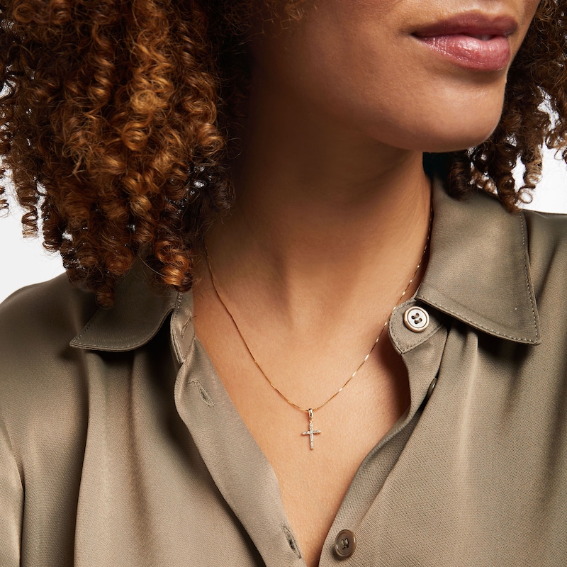 Diamond Cross Necklace 1/15 ct tw Round-cut Yellow Gold Plated