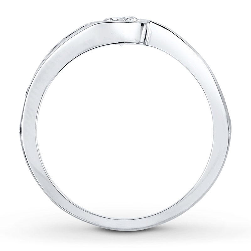 Diamond Engagement Ring 5/8 ct tw Round-cut White Gold Plated