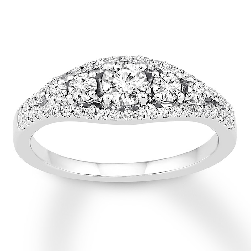 Diamond Engagement Ring 5/8 ct tw Round-cut White Gold Plated